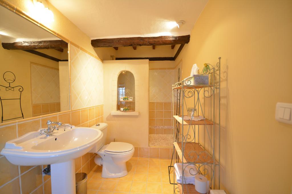 Bastide Des Princes B&B Caderousse Εξωτερικό φωτογραφία