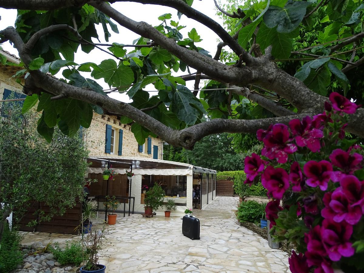 Bastide Des Princes B&B Caderousse Εξωτερικό φωτογραφία